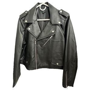 SKY Plus Women's Black Biker Jacket Faux Leather Silver Zip Cropped Plus Size 1X